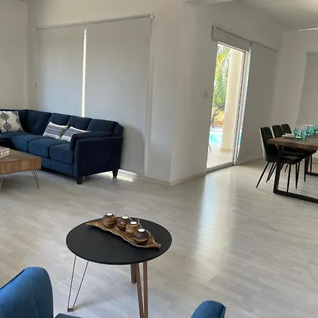 Coral Bay New Furnished Private With Pool Villa Peyia