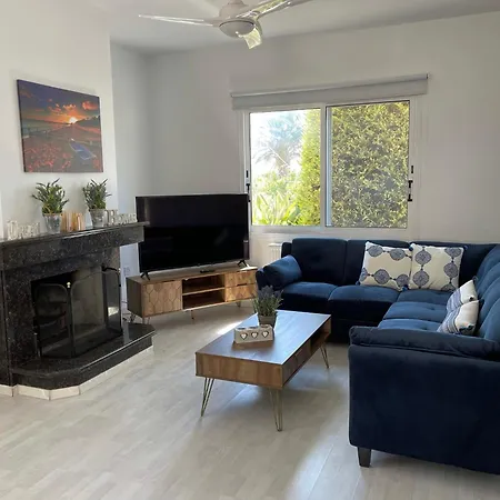 Coral Bay New Furnished Private With Pool Villa