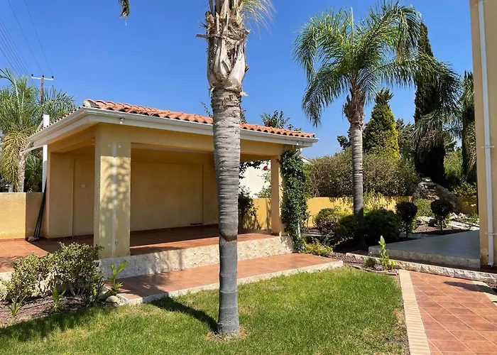 Coral Bay New Furnished Private With Pool