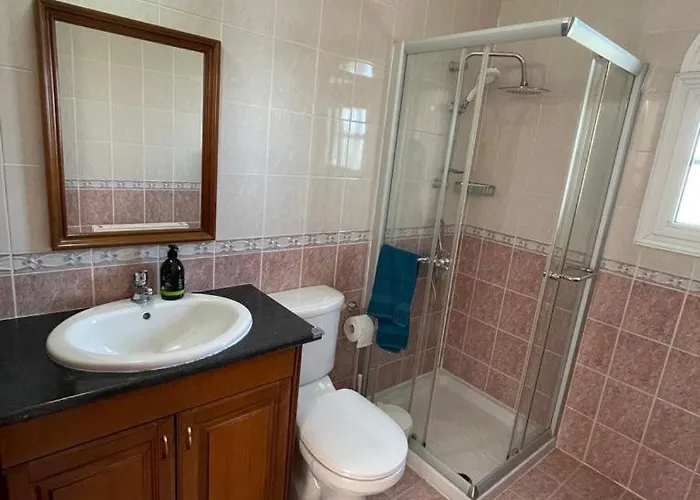 Villa Coral Bay New Furnished Private With Pool