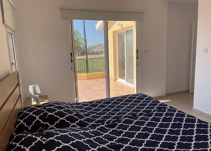 Villa Coral Bay New Furnished Private With Pool