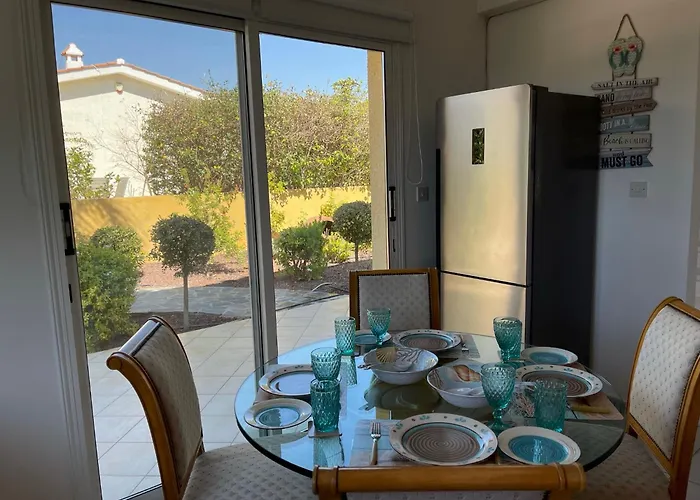 Villa Coral Bay New Furnished Private With Pool