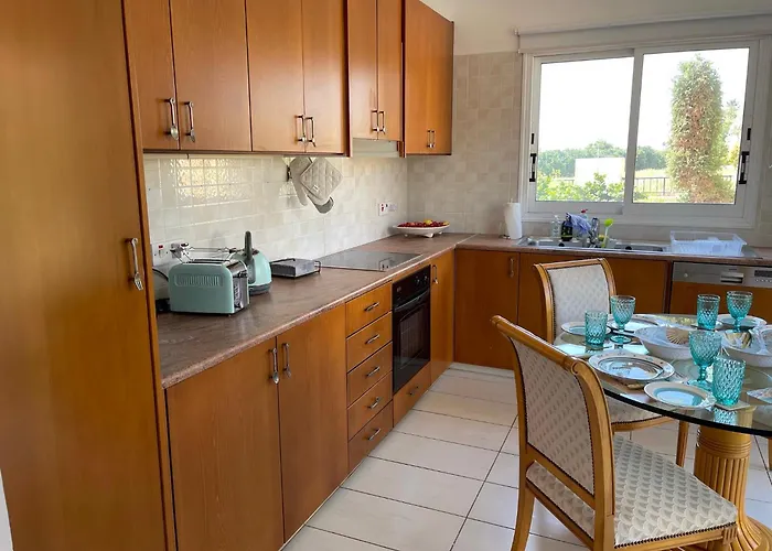 Coral Bay New Furnished Private With Pool *